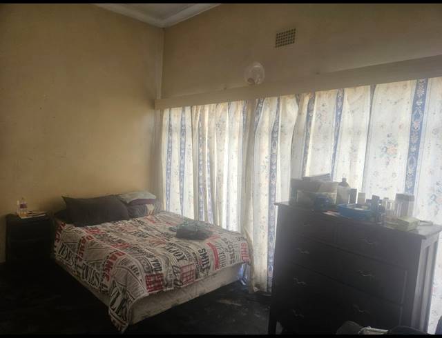 2 BEDROOM HOUSE FOR SALE IN RENSBURG